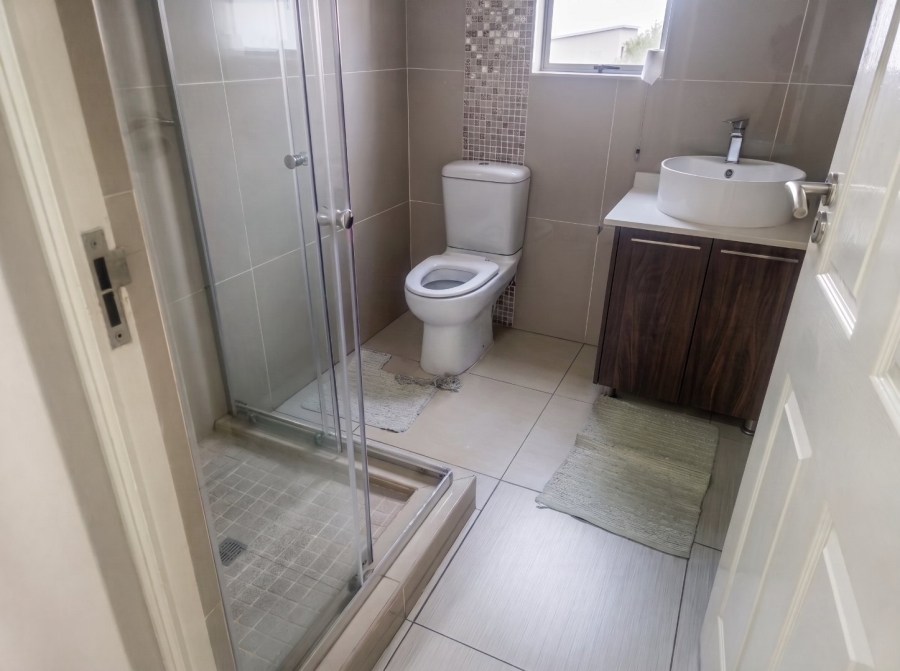 4 Bedroom Property for Sale in Wild Olive Estate Free State